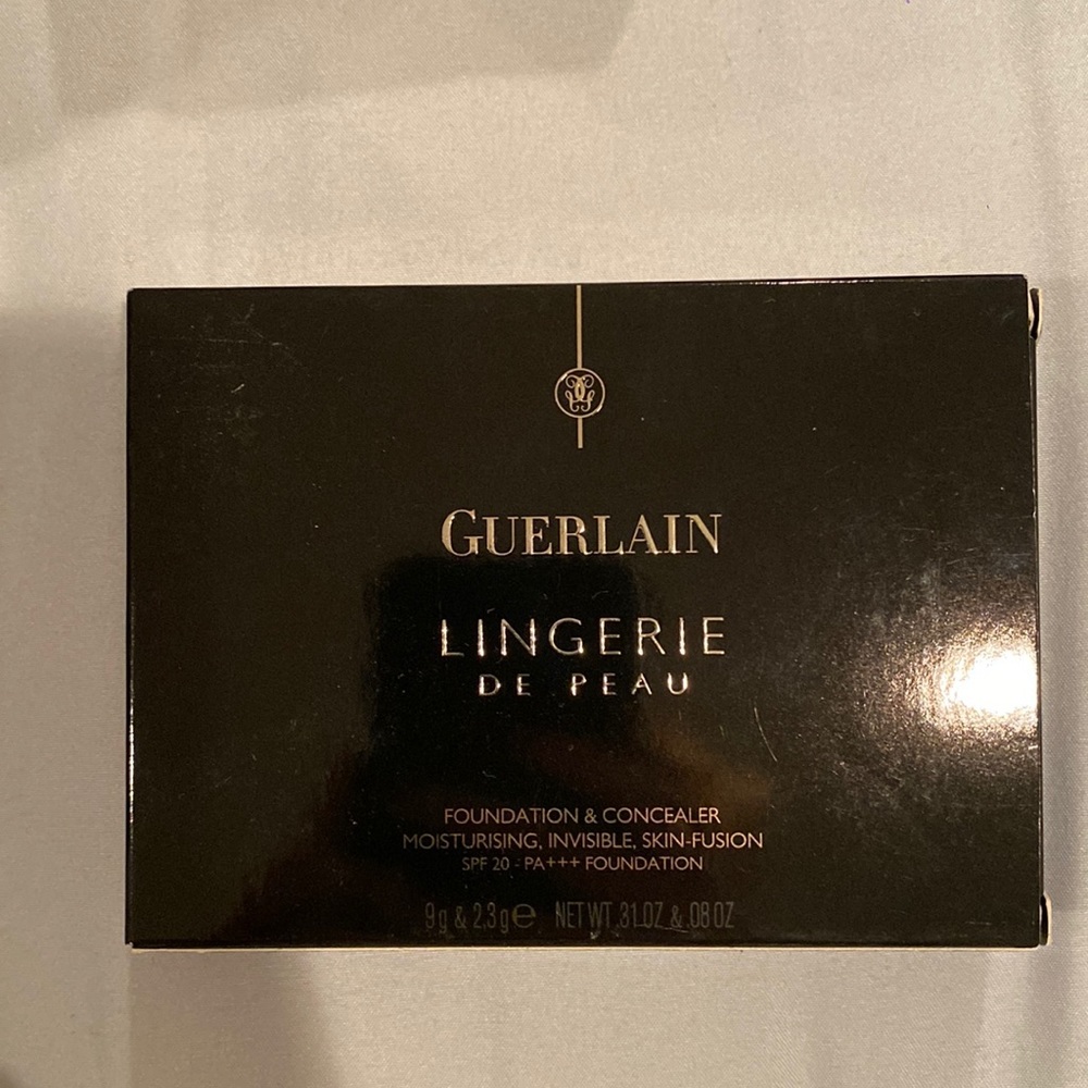 New Guerlain Lingerie de Peau Foundation & Concealer
